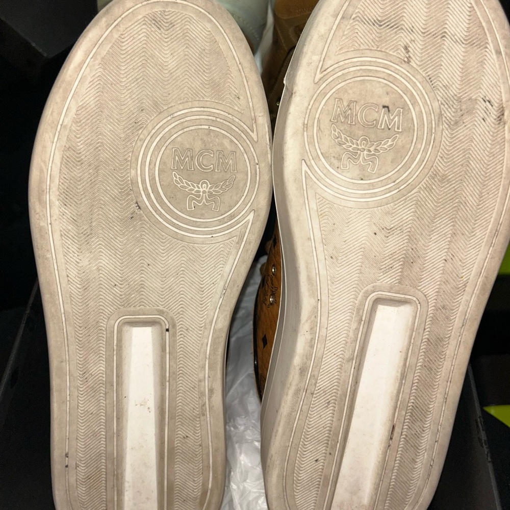 Mcm Women’s size 38 Gymshoe - Picture 5 of 6